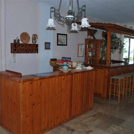 Hotel Flisvos